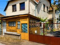 Kiadó családi ház, albérlet, Tatán 450 E Ft / hó, 5 szobás
