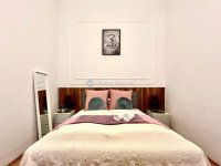 Eladó téglalakás, VI. kerületben 150 M Ft, 4 szobás