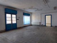 Eladó üzlethelyiség