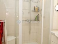 Eladó családi ház, Veszprémben 149 M Ft, 4+1 szobás