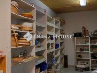 Kiadó ipari ingatlan, Felsőpakonyban 1050 E Ft / hó