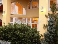 Eladó családi ház, XVIII. kerületben 299 M Ft, 9 szobás