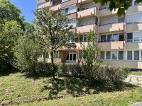 Eladó panellakás, Zalaegerszegen 41.99 M Ft, 3 szobás