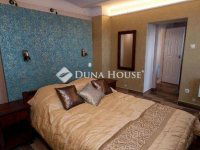 Eladó téglalakás, Pécsett 69 M Ft, 2 szobás