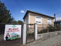 Eladó családi ház, Hangácson 11.9 M Ft, 2 szobás
