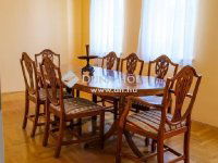 Eladó családi ház, XVI. kerületben 380 M Ft, 5 szobás