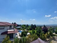 Eladó családi ház, Szentendrén 350 M Ft, 4 szobás