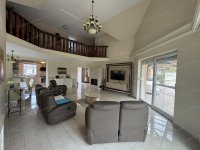 Eladó családi ház, Tatán 332.4 M Ft, 5 szobás