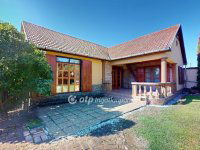 Eladó családi ház