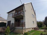 Eladó családi ház, Ajkán 65.9 M Ft, 3+1 szobás