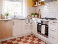 Eladó téglalakás, Oroszlányban 26 M Ft, 2 szobás