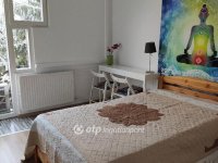 Eladó téglalakás, Pécsett 92 M Ft, 4 szobás