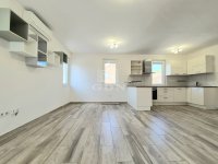 Eladó téglalakás, XIV. kerületben 109.9 M Ft, 3 szobás