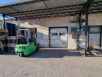 Kiadó ipari ingatlan, Székesfehérvárott 180 E Ft / hó