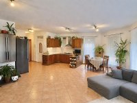 Eladó ikerház, Dunakeszin 159.9 M Ft, 4 szobás