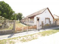 Eladó családi ház, Lóréven 34.9 M Ft, 3 szobás