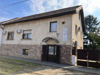 Eladó üzlethelyiség, XV. kerületben, Fő úton 0.2 M Ft