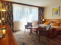 Eladó téglalakás, Hévízen 43.5 M Ft, 1 szobás