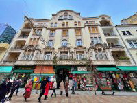 Eladó téglalakás, V. kerületben 179 M Ft, 3 szobás