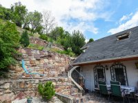 Eladó családi ház, Ábrahámhegyen 124.9 M Ft, 2+2 szobás