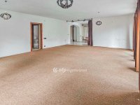 Eladó családi ház, Székesfehérvárott 140 M Ft, 7 szobás