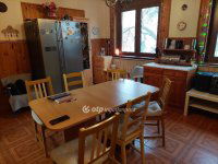 Eladó családi ház, Bakonyszentlászlón 75 M Ft, 3 szobás