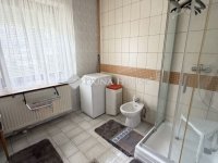 Eladó családi ház, Kozármislenyen 129.9 M Ft, 7 szobás