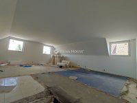 Eladó ikerház, XVII. kerületben 69.99 M Ft, 5 szobás