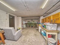 Eladó családi ház, XVIII. kerületben 180 M Ft, 7 szobás