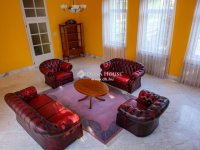 Eladó családi ház, XVI. kerületben 380 M Ft, 5 szobás