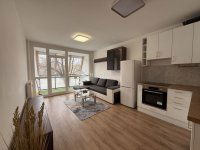 Eladó panellakás, Pécsett 53.9 M Ft, 3 szobás