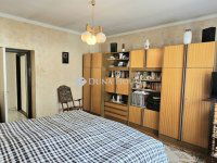 Eladó családi ház, Bogádon 64.99 M Ft, 4 szobás