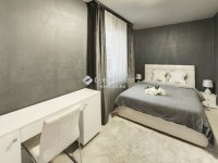 Eladó családi ház, Szigethalmon 259.9 M Ft, 7 szobás