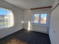 Eladó családi ház, Sárbogárdon 38.1 M Ft, 4 szobás