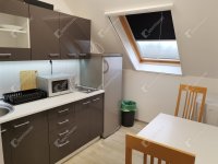 Kiadó családi ház, albérlet, Komáromban 3200 E Ft / hó