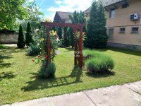 Eladó családi ház, Érden 260 M Ft, 8 szobás