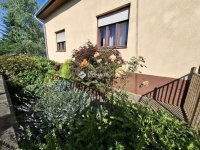 Eladó családi ház, XVIII. kerületben 156.9 M Ft, 5 szobás