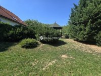 Eladó családi ház, Pécsett 149.9 M Ft, 6 szobás