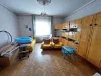 Eladó családi ház, III. kerületben 230 M Ft, 5 szobás