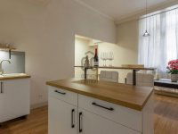 Eladó téglalakás, VI. kerületben 164 M Ft, 4 szobás