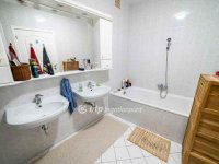 Eladó téglalakás, Kecskeméten 95 M Ft, 3+1 szobás