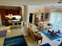 Eladó családi ház, XVIII. kerületben 299 M Ft, 9 szobás