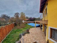 Eladó családi ház, Kerepesen 370 M Ft, 8 szobás