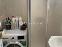 Eladó panellakás, Pécsett 53.99 M Ft, 2 szobás