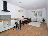 Eladó téglalakás, Szegeden 66.9 M Ft, 3 szobás