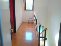 Eladó családi ház, Hosszúperesztegen 28.5 M Ft, 6 szobás