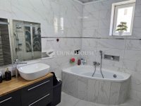 Eladó családi ház, Tápiószecsőn 56.9 M Ft, 3 szobás