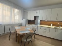 Kiadó panellakás, albérlet, Debrecenben 360 E Ft / hó, 3 szobás