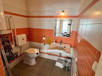 Eladó üzlethelyiség, Pápán 39.9 M Ft, 2 szobás