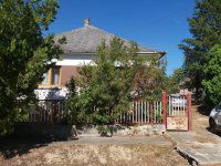 Eladó családi ház